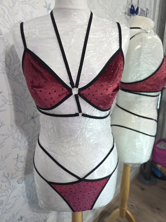 Burgandy rhinestoned velvet set 10-12
