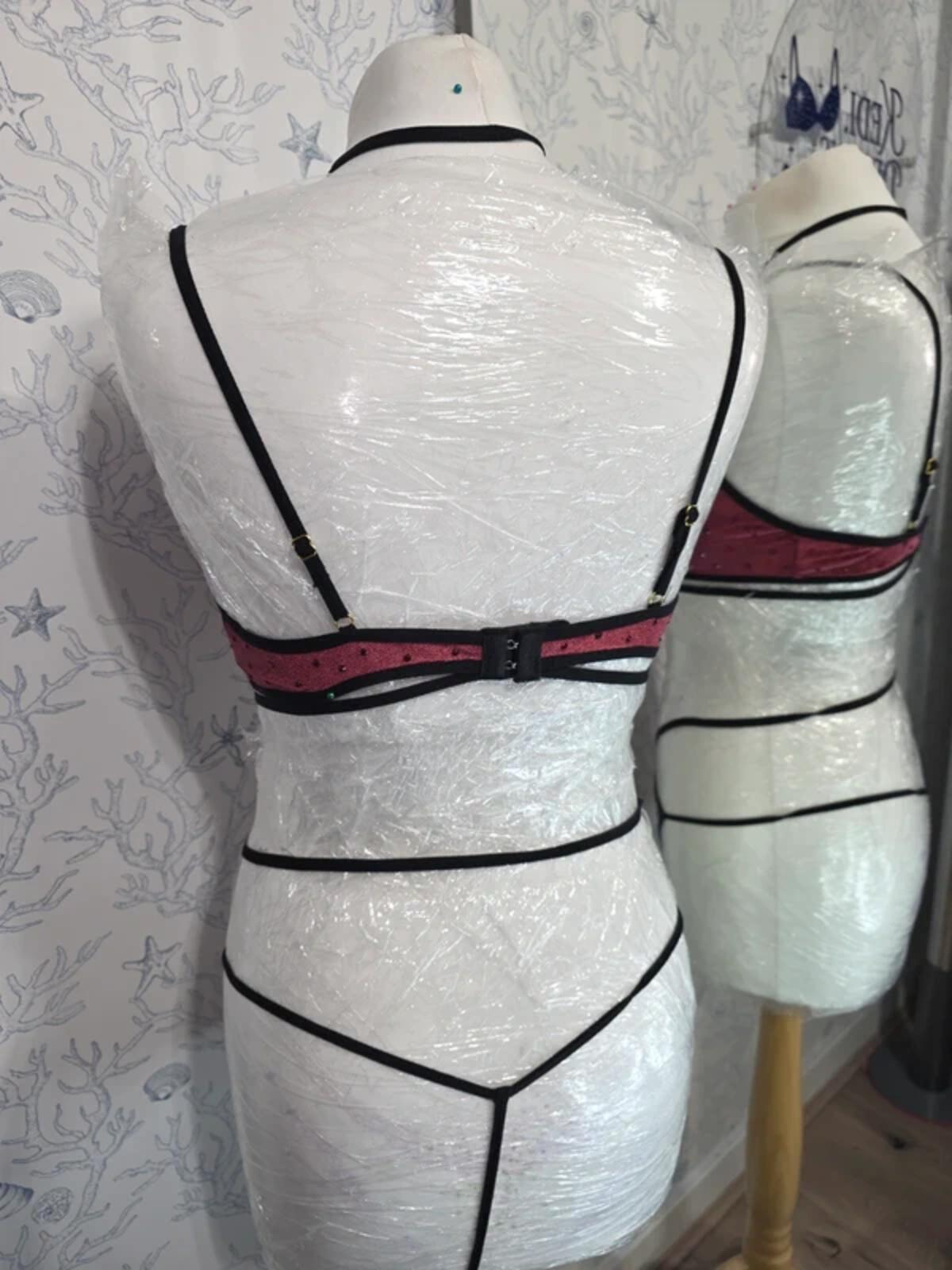 Burgandy rhinestoned velvet set 10-12