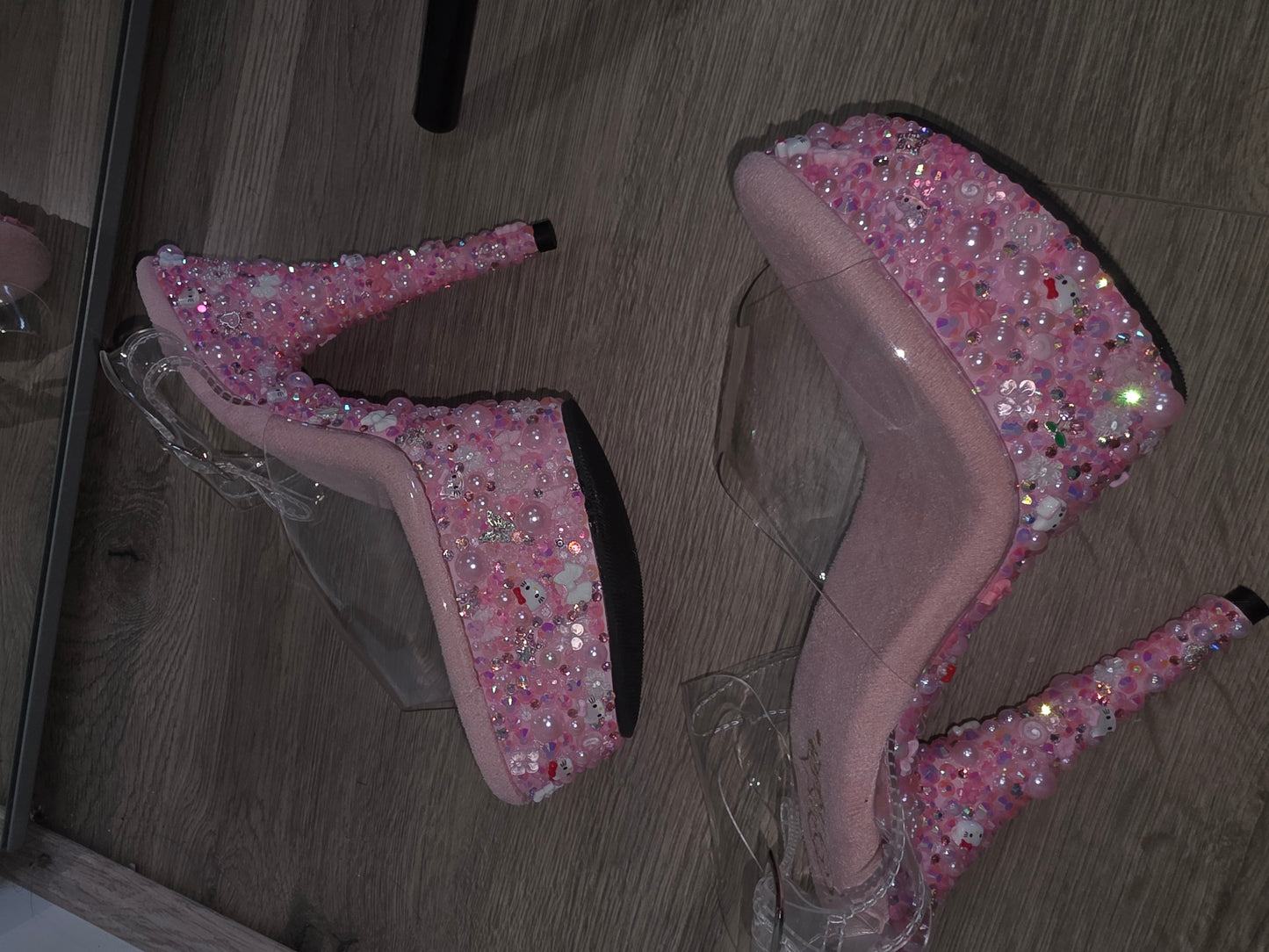 6 inch Hello Kitty Cluster heels