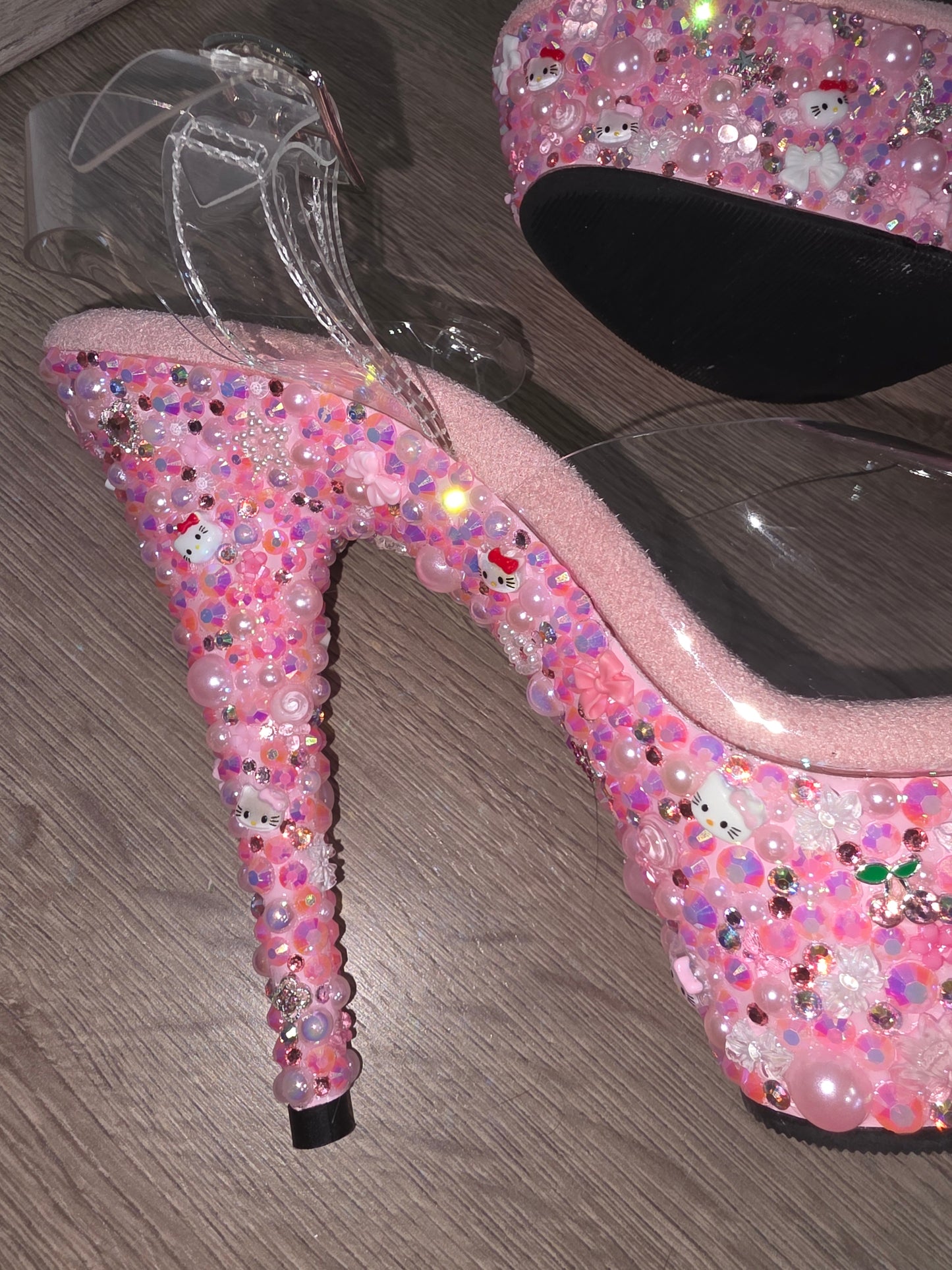 6 inch Hello Kitty Cluster heels