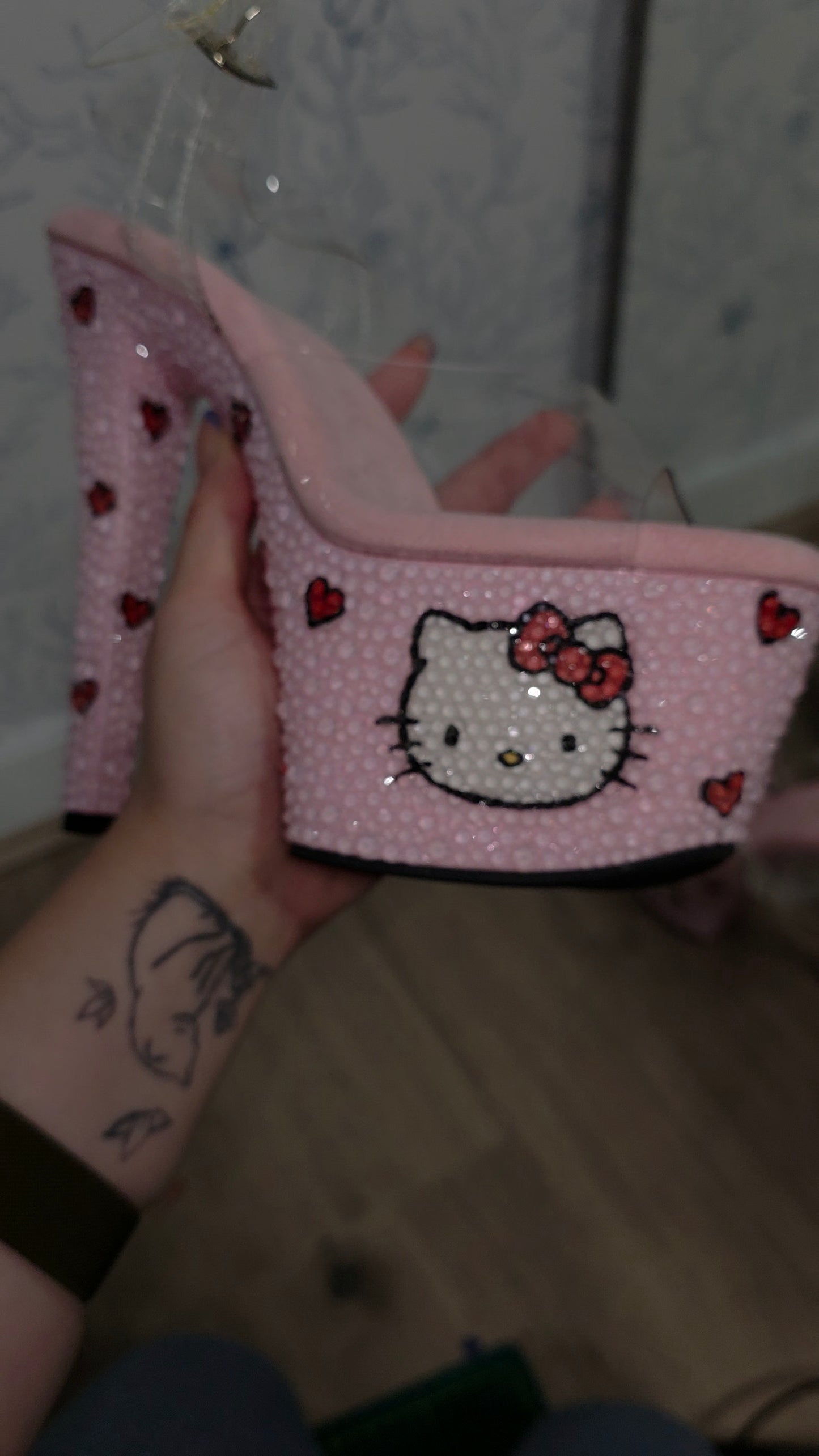7 inch Hello Kitty Heels