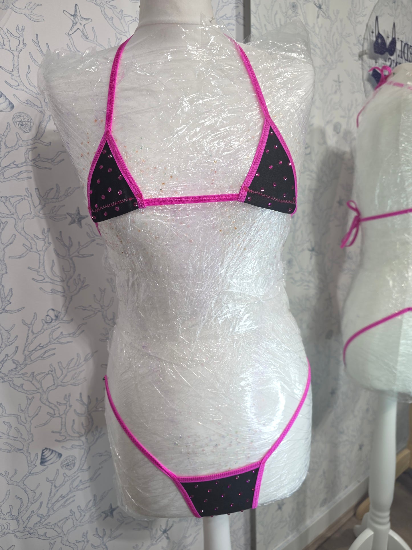 Black and Pink 2 inch micro 6-10