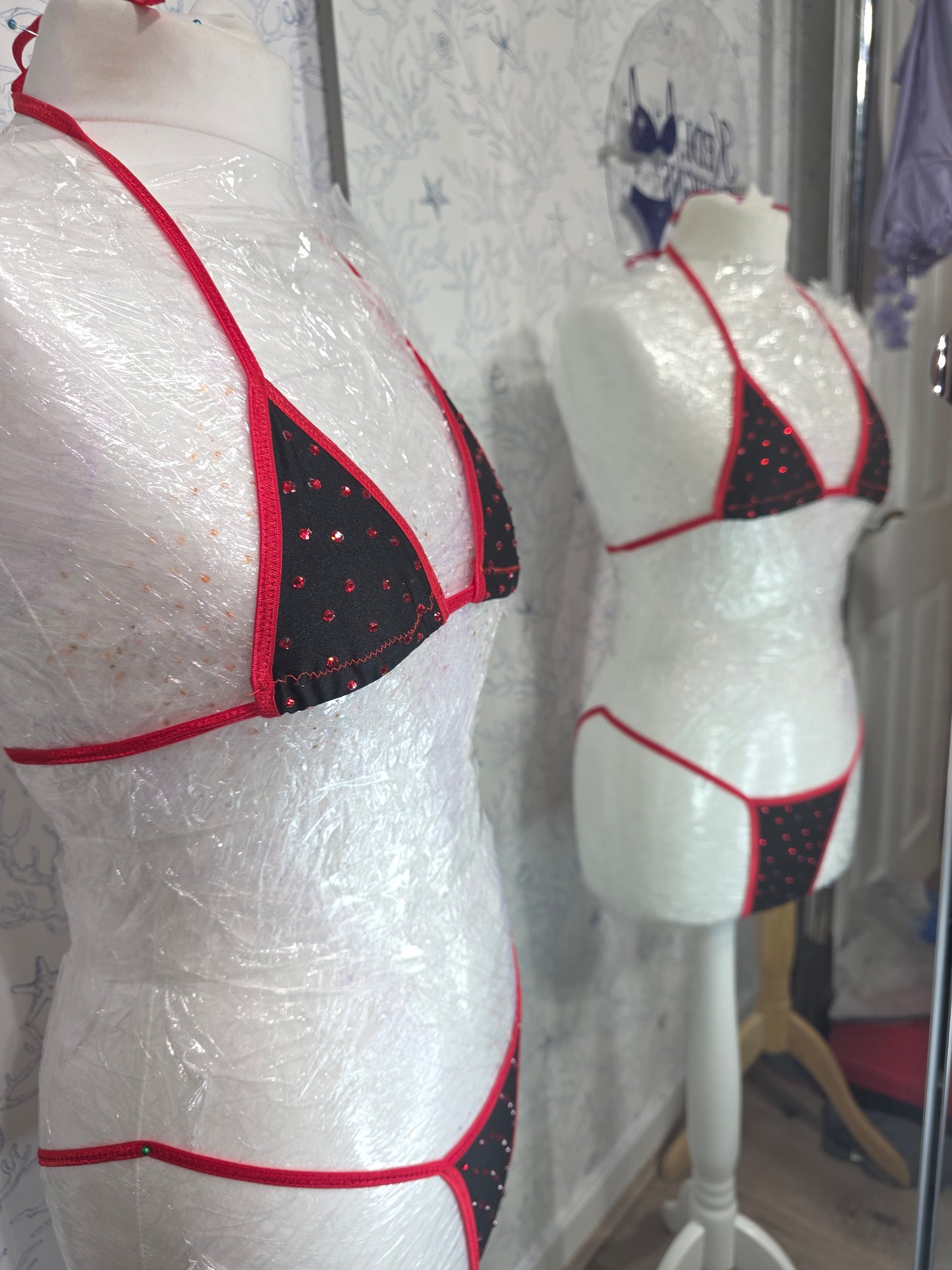 Black and Red 4 inch micro 6-12