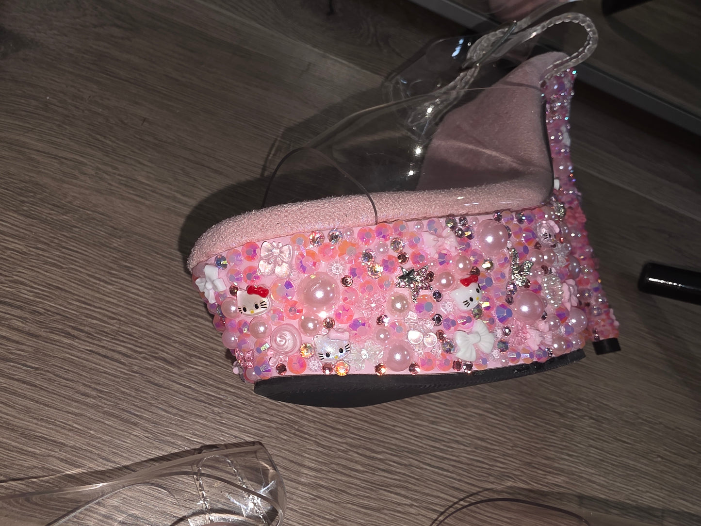 6 inch Hello Kitty Cluster heels