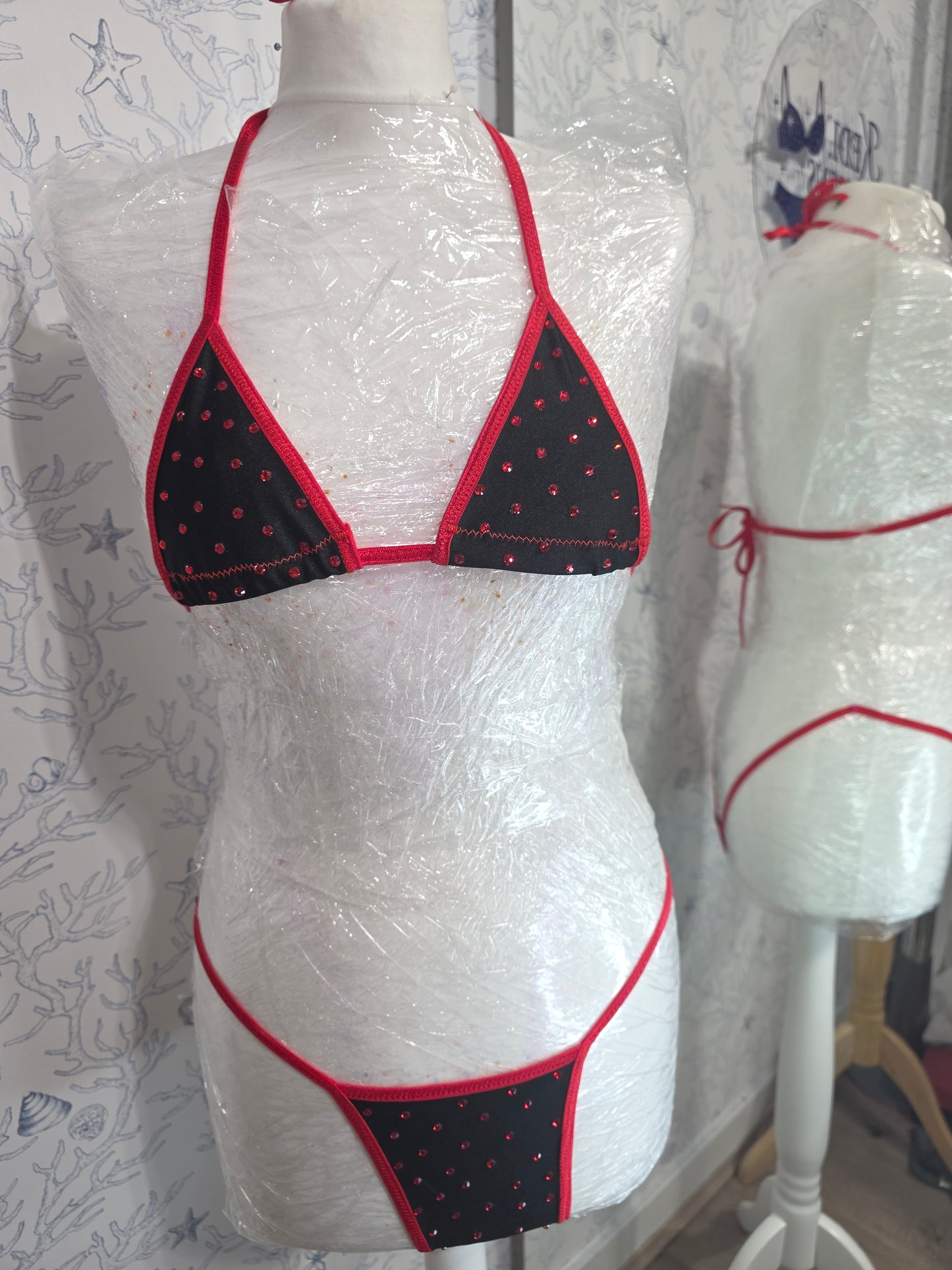 Black and Red 4 inch micro 6-12
