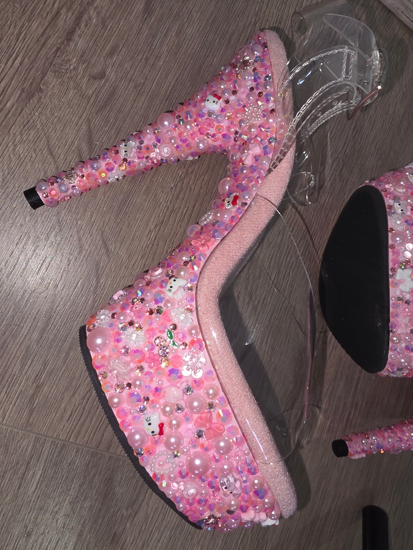 6 inch Hello Kitty Cluster heels